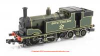 2S-016-005D Dapol M7 0-4-4T Steam Locomotive number 37 in Southern Lined Green livery